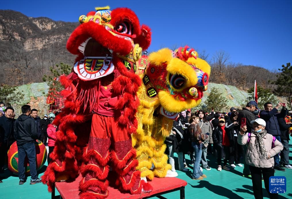 天津:开山迎客来